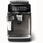 Philips Series 3300 Kaffeevollautomat EP3347/90 - 6 Getränke, Farb Touchscreen Display, LatteGo Milchsystem, SilentBrew, Keramikmahlwerk, AquaClean Filter - Schwarz/Chrom